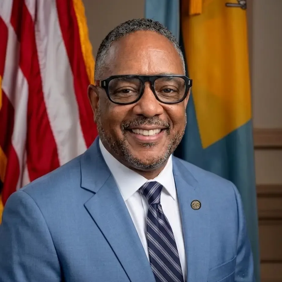 Portrait of Steve Washington